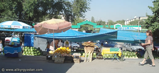 Современная торговля на Ортосайском рынке Бишкека